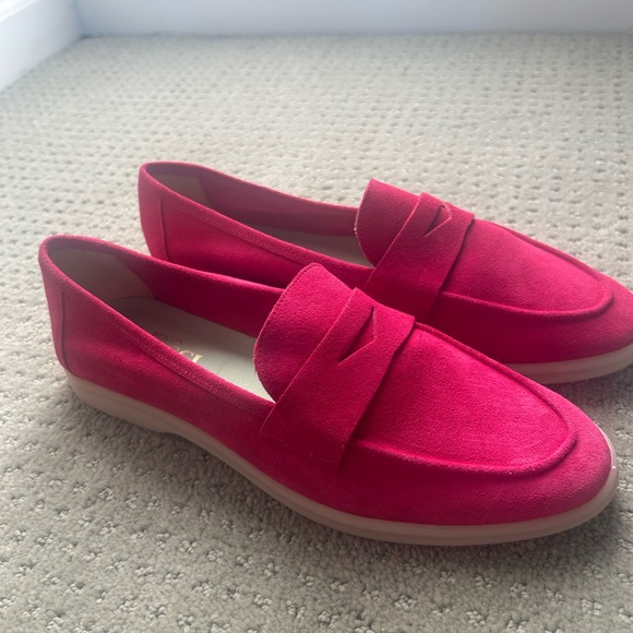 Sesto Meucci Vibrant Pink Suede Loafers in size 9. NWT - Picture 4 of 5